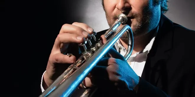 7cd8a3a7-41ed-490c-bd68-4875f3cc6b49-Garvie_Valentin